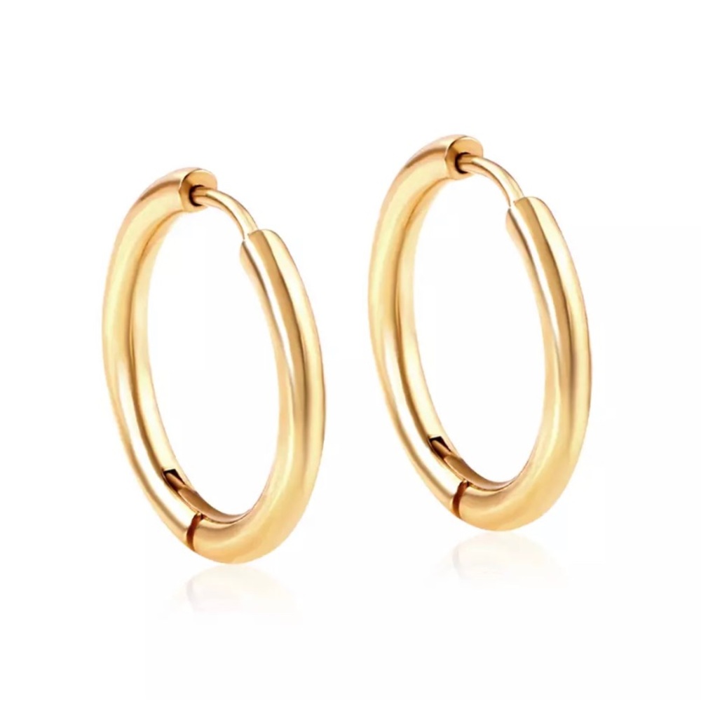 Gold Minimalist Huggie Hoop Earrings